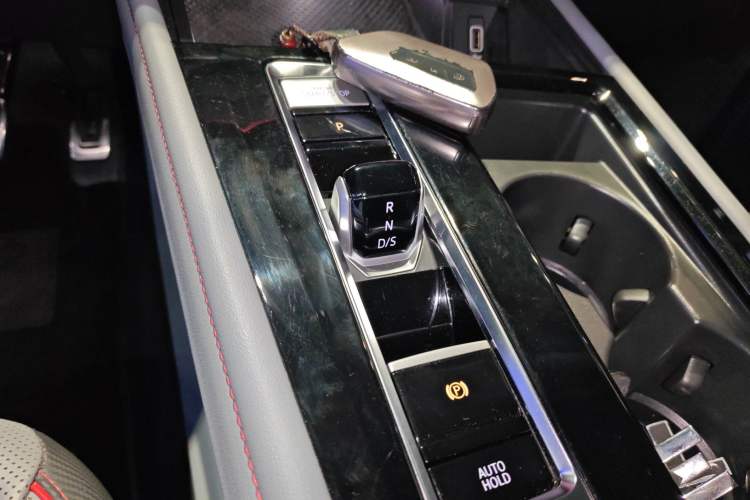 Used Volkswagen Teramont X 2022 380TSI Four-Wheel Drive Prestige Luxury Edition Gear Lever