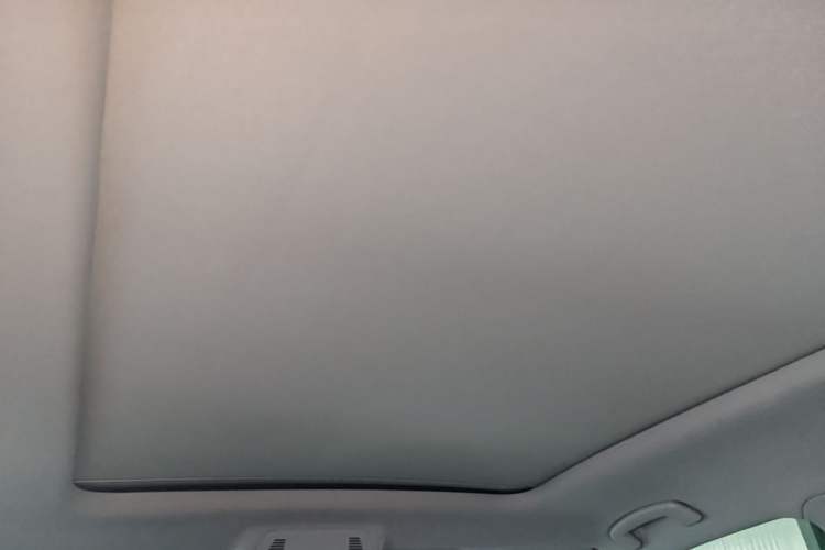 Used Volkswagen Teramont X 2022 330TSI Two-Wheel-Drive Luxury Edition Headliner