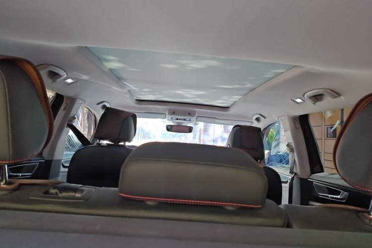 Used Volkswagen Teramont X 2022 330TSI Two-Wheel-Drive Luxury Edition Headliner
