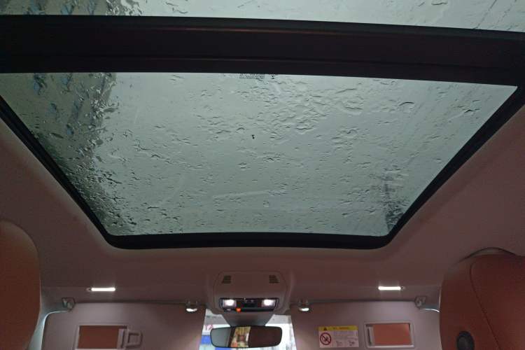 Used Volkswagen Teramont X 2022 380TSI Four-Wheel Drive Luxury Edition Headliner