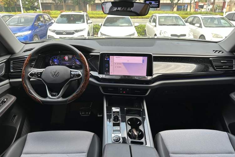 Used Volkswagen Teramont X 2022 380TSI Four-Wheel Drive Luxury Edition Headliner