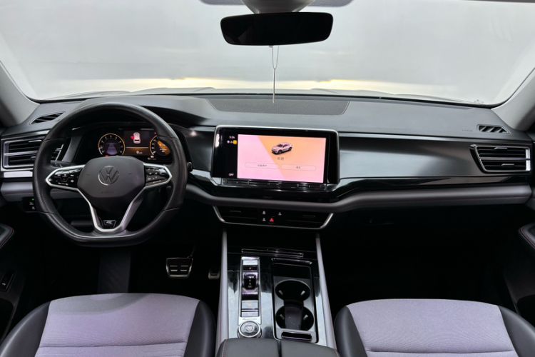Used Volkswagen Teramont X 2022 380TSI Four-Wheel Drive Luxury Edition Headliner