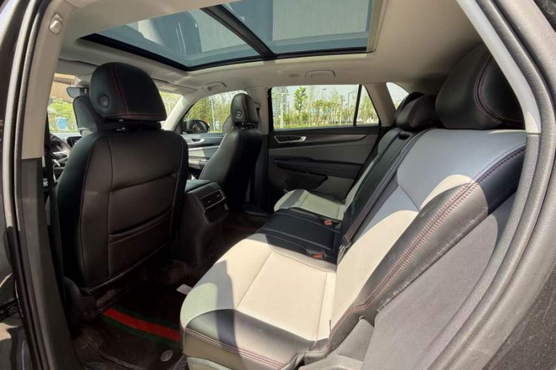 Used Volkswagen Teramont X 2022 380TSI Four-Wheel Drive Luxury Edition Interior 1