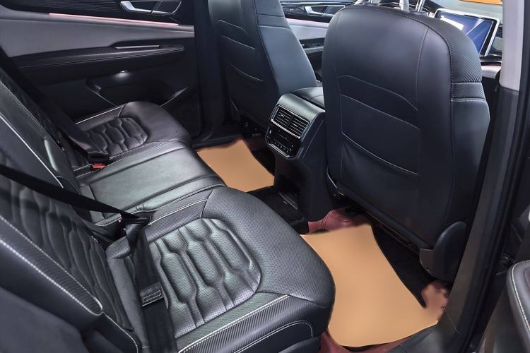 Used Volkswagen Teramont X 2022 530 V6 Four-Wheel Drive Prestige Luxury Edition Interior 2