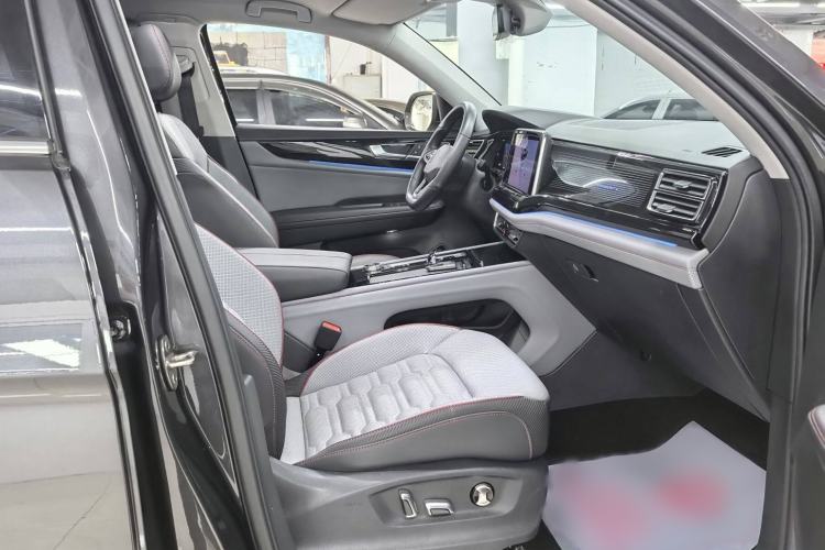 Used Volkswagen Teramont X 2022 380TSI Four-Wheel Drive Prestige Luxury Edition Interior 3