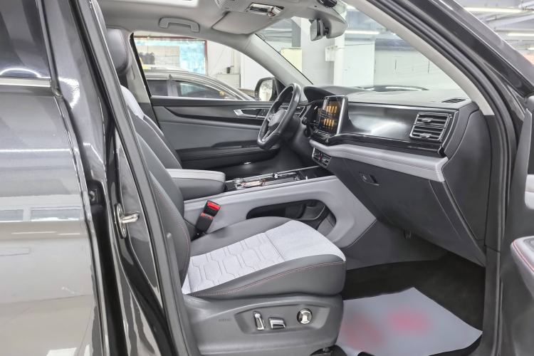 Used Volkswagen Teramont X 2022 380TSI Four-Wheel Drive Luxury Edition Interior 3