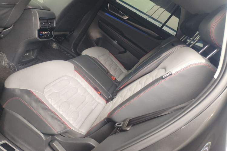 Used Volkswagen Teramont X 2022 380TSI Four-Wheel Drive Prestige Luxury Edition Interior 4