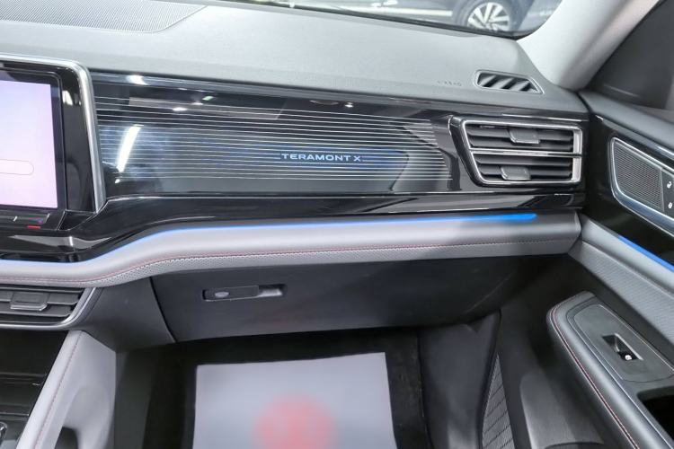 Used Volkswagen Teramont X 2022 380TSI Four-Wheel Drive Prestige Luxury Edition Interior 8