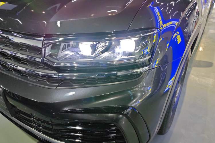 Used Volkswagen Teramont X 2022 380TSI Four-Wheel Drive Prestige Luxury Edition Left Front Headlight