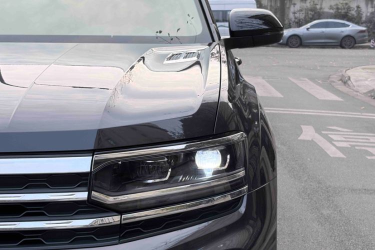 Used Volkswagen Teramont X 2022 330TSI Two-Wheel-Drive Luxury Edition Left Front Headlight
