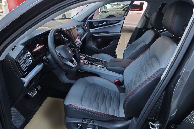 Used Volkswagen Teramont X 2022 380TSI Four-Wheel Drive Prestige Luxury Edition Left Front Seat
