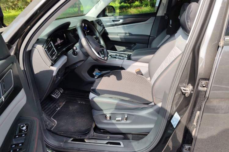 Used Volkswagen Teramont X 2022 380TSI Four-Wheel Drive Luxury Edition Left Front Seat