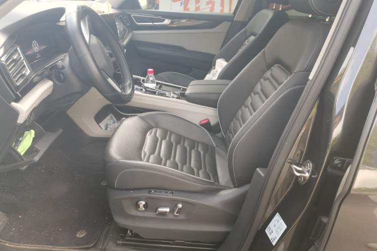 Used Volkswagen Teramont X 2022 530 V6 Four-Wheel Drive Prestige Luxury Edition Left Front Seat