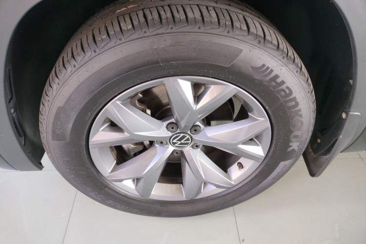 Used Volkswagen Teramont X 2022 380TSI Four-Wheel Drive Luxury Edition Left Front Wheel Hub