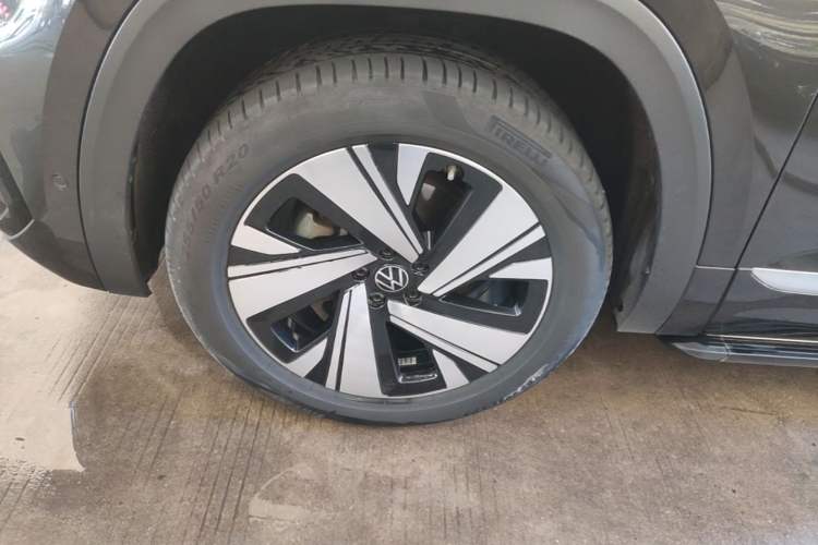 Used Volkswagen Teramont X 2022 530 V6 Four-Wheel Drive Prestige Luxury Edition Left Front Wheel Hub