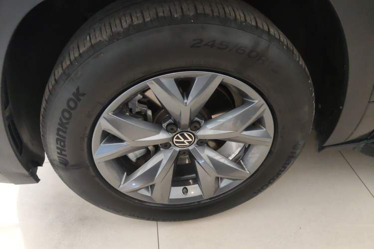 Used Volkswagen Teramont X 2022 380TSI Four-Wheel Drive Luxury Edition Left Front Wheel Hub