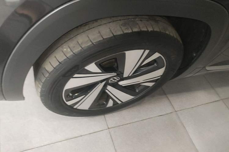 Used Volkswagen Teramont X 2022 380TSI Four-Wheel Drive Prestige Luxury Edition Left Front Wheel Hub