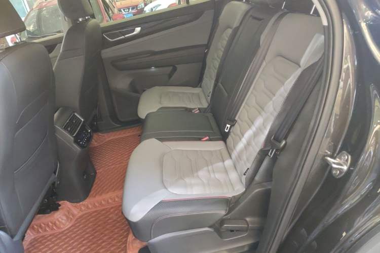 Used Volkswagen Teramont X 2022 530 V6 Four-Wheel Drive Prestige Luxury Edition Left Rear Seat