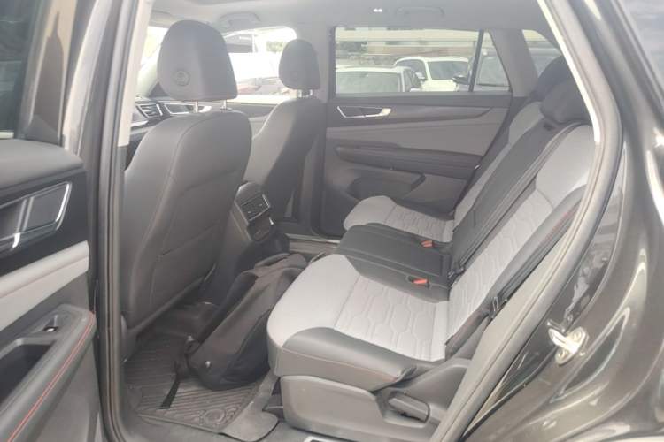 Used Volkswagen Teramont X 2022 380TSI Four-Wheel Drive Luxury Edition Left Rear Seat