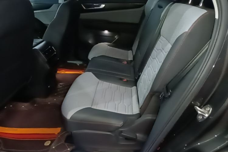 Used Volkswagen Teramont X 2022 330TSI Two-Wheel-Drive Luxury Edition Left Rear Seat