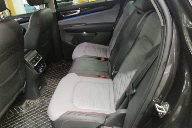 Used Volkswagen Teramont X 2022 530 V6 Four-Wheel Drive Prestige Flagship Edition Left Rear Seat