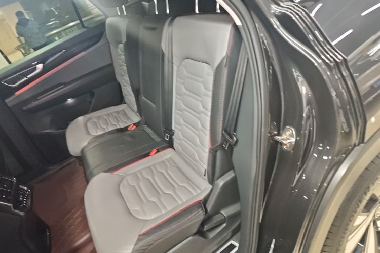 Used Volkswagen Teramont X 2022 380TSI Four-Wheel Drive Luxury Edition Left Rear Seat