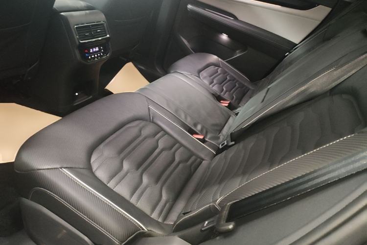 Used Volkswagen Teramont X 2022 380TSI Four-Wheel Drive Prestige Luxury Edition Left Rear Seat