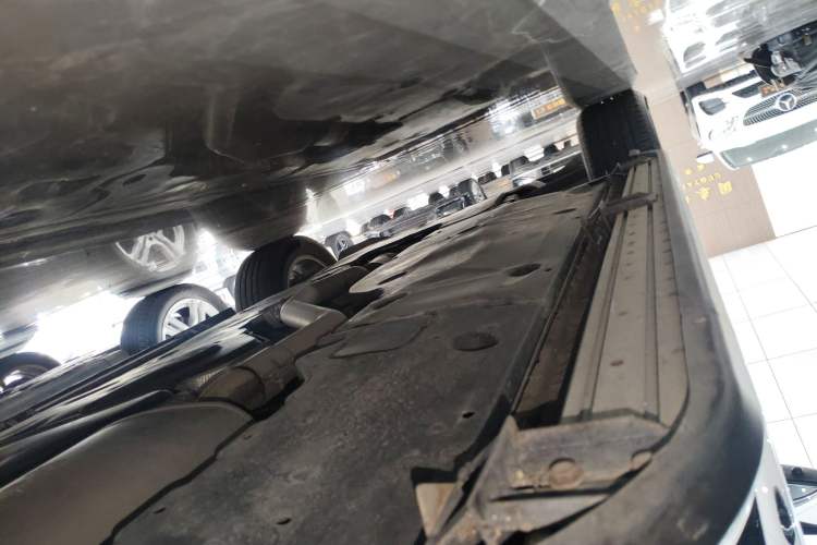 Used Volkswagen Teramont X 2022 330TSI Two-Wheel-Drive Luxury Edition Left Side Sill