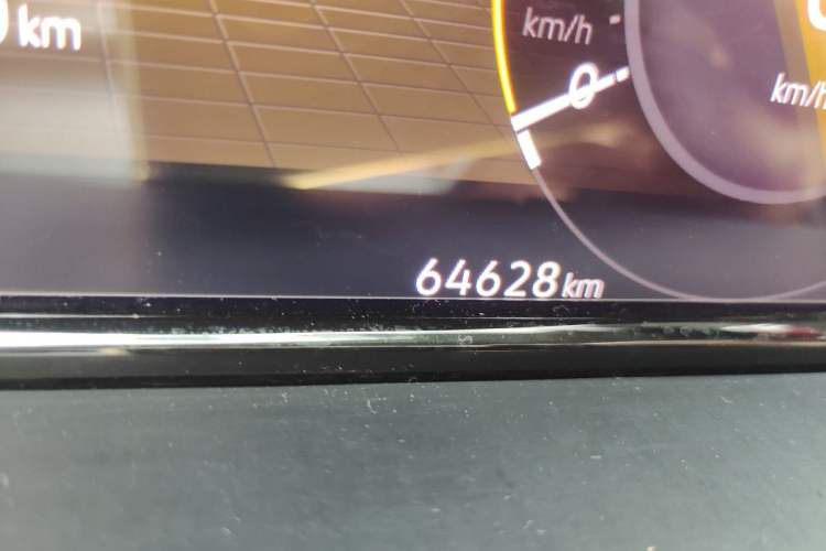 Used Volkswagen Teramont X 2022 380TSI Four-Wheel Drive Luxury Edition Odometer Close Up