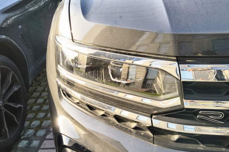 Used Volkswagen Teramont X 2022 330TSI Two-Wheel-Drive Prestige Luxury Edition Right Front Headlight