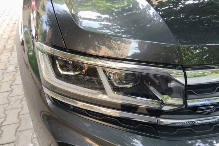Used Volkswagen Teramont X 2022 380TSI Four-Wheel Drive Prestige Flagship Edition Right Front Headlight