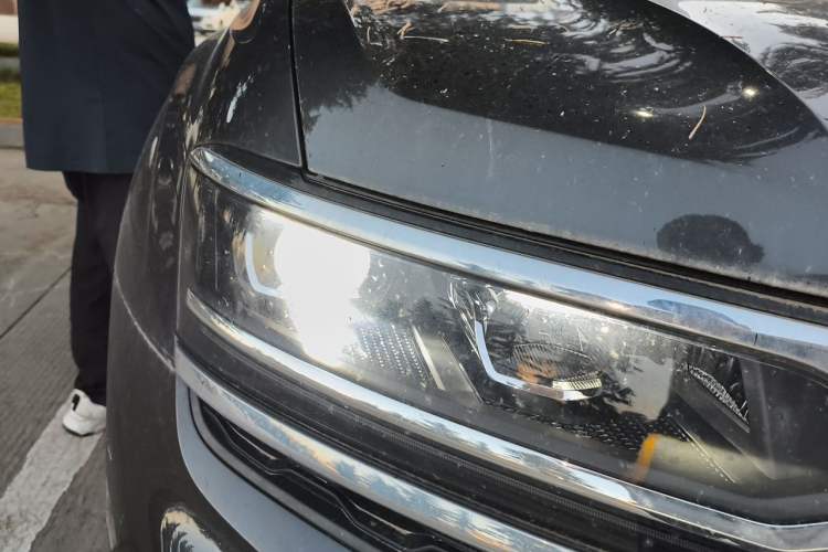 Used Volkswagen Teramont X 2022 380TSI Four-Wheel Drive Prestige Luxury Edition Right Front Headlight