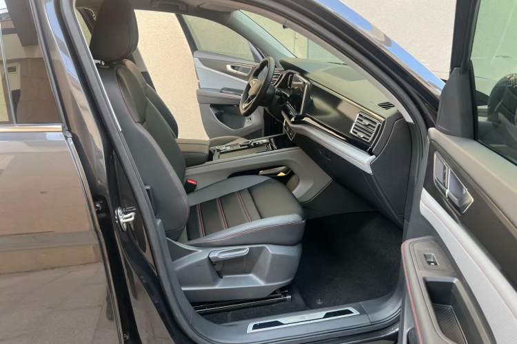 Used Volkswagen Teramont X 2022 380TSI Four-Wheel Drive Luxury Edition Right Front Seat
