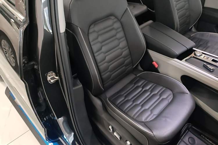 Used Volkswagen Teramont X 2022 530 V6 Four-Wheel Drive Prestige Flagship Edition Right Front Seat