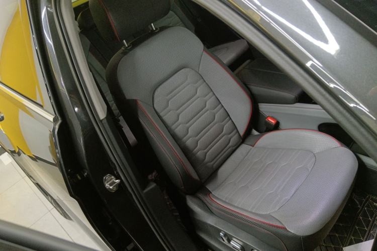 Used Volkswagen Teramont X 2022 530 V6 Four-Wheel Drive Prestige Flagship Edition Right Front Seat