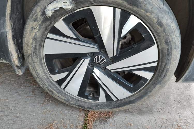 Used Volkswagen Teramont X 2022 380TSI Four-Wheel Drive Prestige Luxury Edition Right Front Wheel Hub