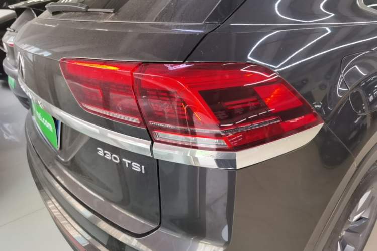 Used Volkswagen Teramont X 2022 330TSI Two-Wheel-Drive Luxury Edition Right Rear Taillight