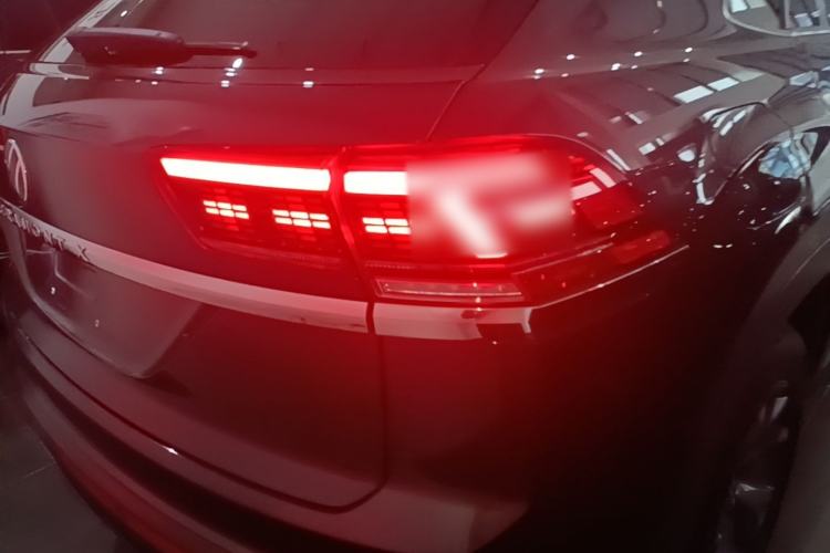 Used Volkswagen Teramont X 2022 330TSI Two-Wheel-Drive Luxury Edition Right Rear Taillight