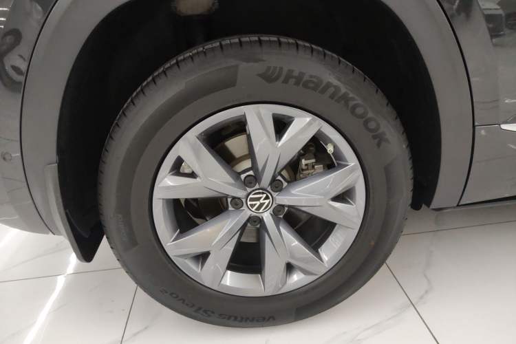 Used Volkswagen Teramont X 2022 380TSI Four-Wheel Drive Luxury Edition Right Rear Wheel Hub