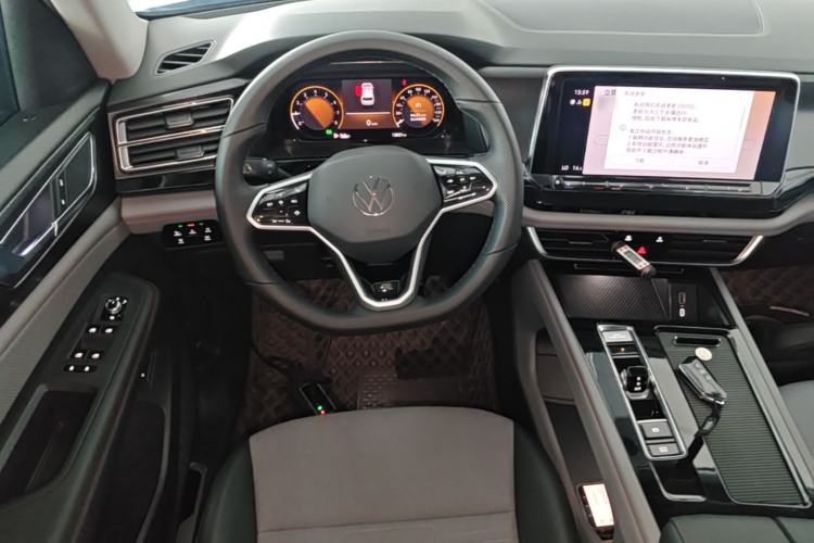 Used Volkswagen Teramont X 2022 330TSI Two-Wheel-Drive Luxury Edition Steering Wheel