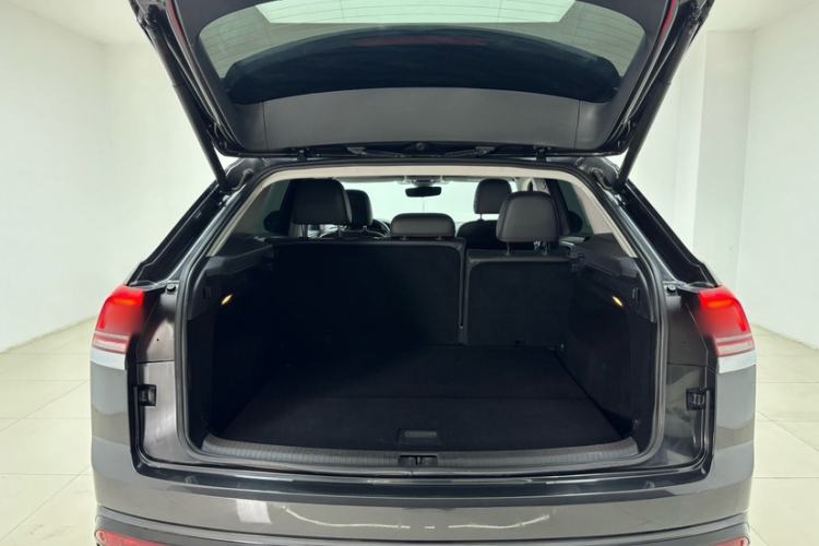 Used Volkswagen Teramont X 2022 380TSI Four-Wheel Drive Luxury Edition Trunk