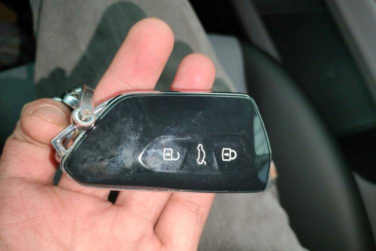Used Volkswagen Teramont X 2022 380TSI Four-Wheel Drive Luxury Edition Vehicle Key