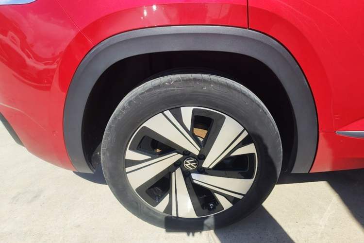 Used Volkswagen Teramont X 2022 380TSI Four-Wheel Drive Prestige Luxury Edition Right Rear Wheel Hub