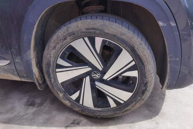Used Volkswagen Teramont X 2022 380TSI Four-Wheel Drive Luxury Edition Right Front Wheel Hub