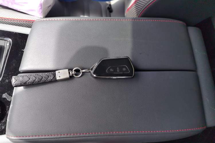 Used Volkswagen Teramont X 2022 380TSI Four-Wheel Drive Luxury Edition Vehicle Key