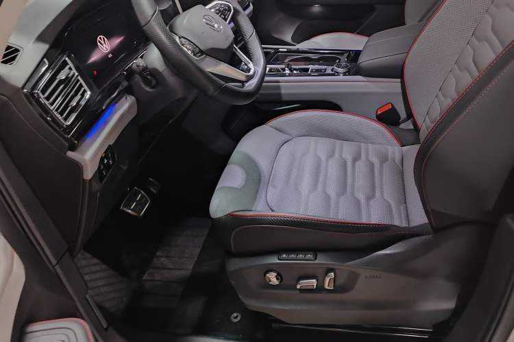 Used Volkswagen Teramont X 2022 380TSI Four-Wheel Drive Prestige Flagship Edition Interior 3