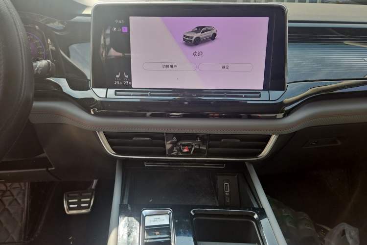 Used Volkswagen Teramont X 2023 380TSI Four-Wheel Drive Prestige Luxury Edition Audio And AC Panel