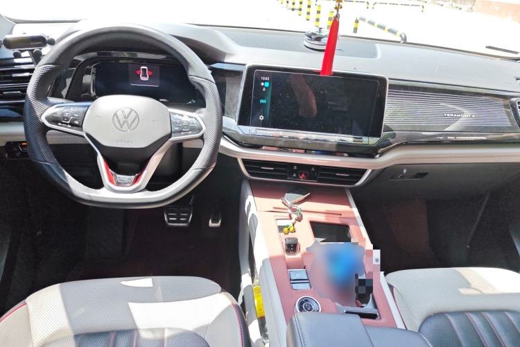Used Volkswagen Teramont X 2023 Revised 380TSI Four-Wheel Drive Prestige Luxury Edition Center Console