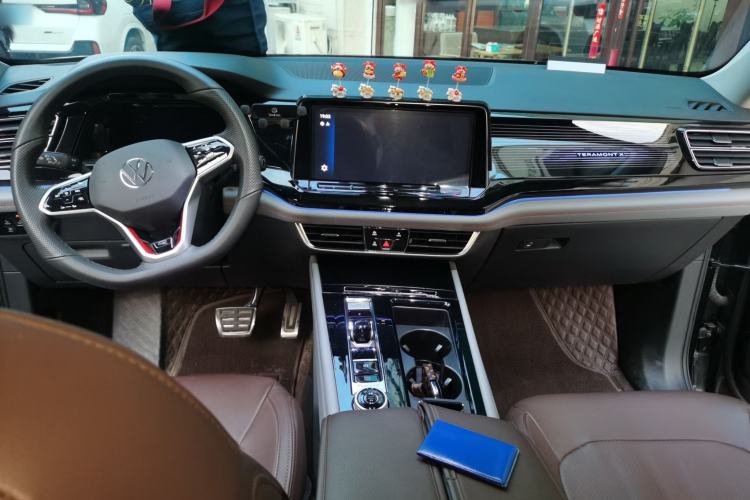 Used Volkswagen Teramont X 2023 Revised 380TSI Four-Wheel Drive Prestige Luxury Edition Center Console