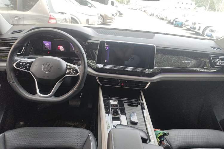 Used Volkswagen Teramont X 2023 Revised 380TSI Four-Wheel Drive Prestige Luxury Edition Center Console